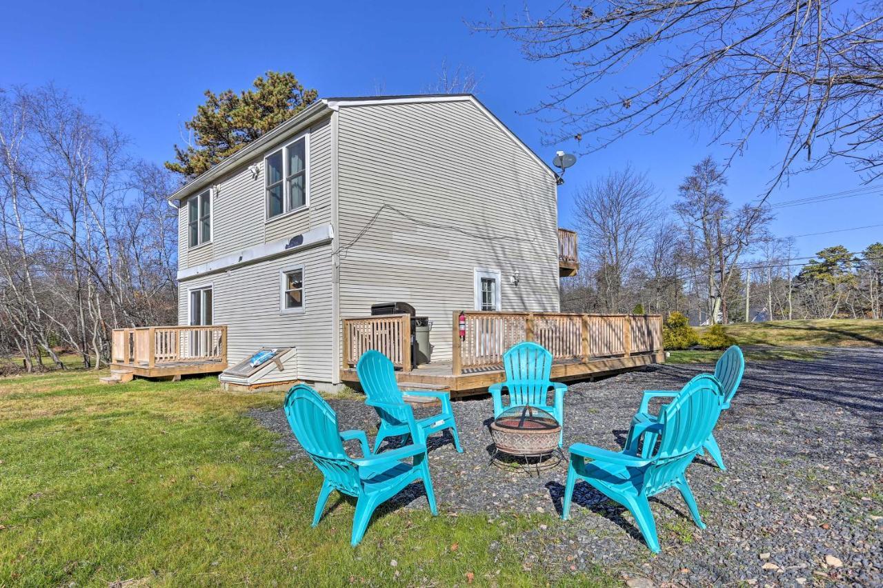 Peaceful Poconos Home With Lake And Pool Access! Long Pond Exterior foto