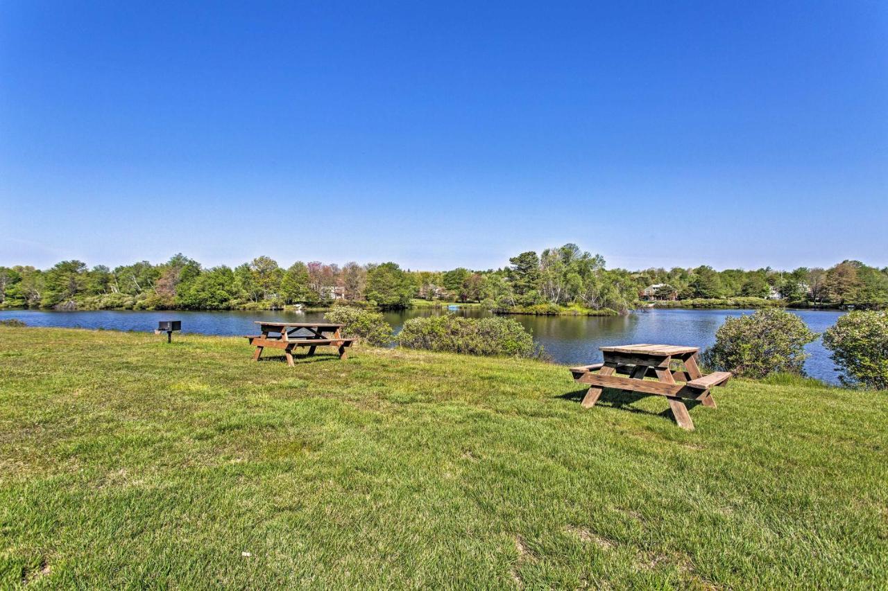 Peaceful Poconos Home With Lake And Pool Access! Long Pond Exterior foto